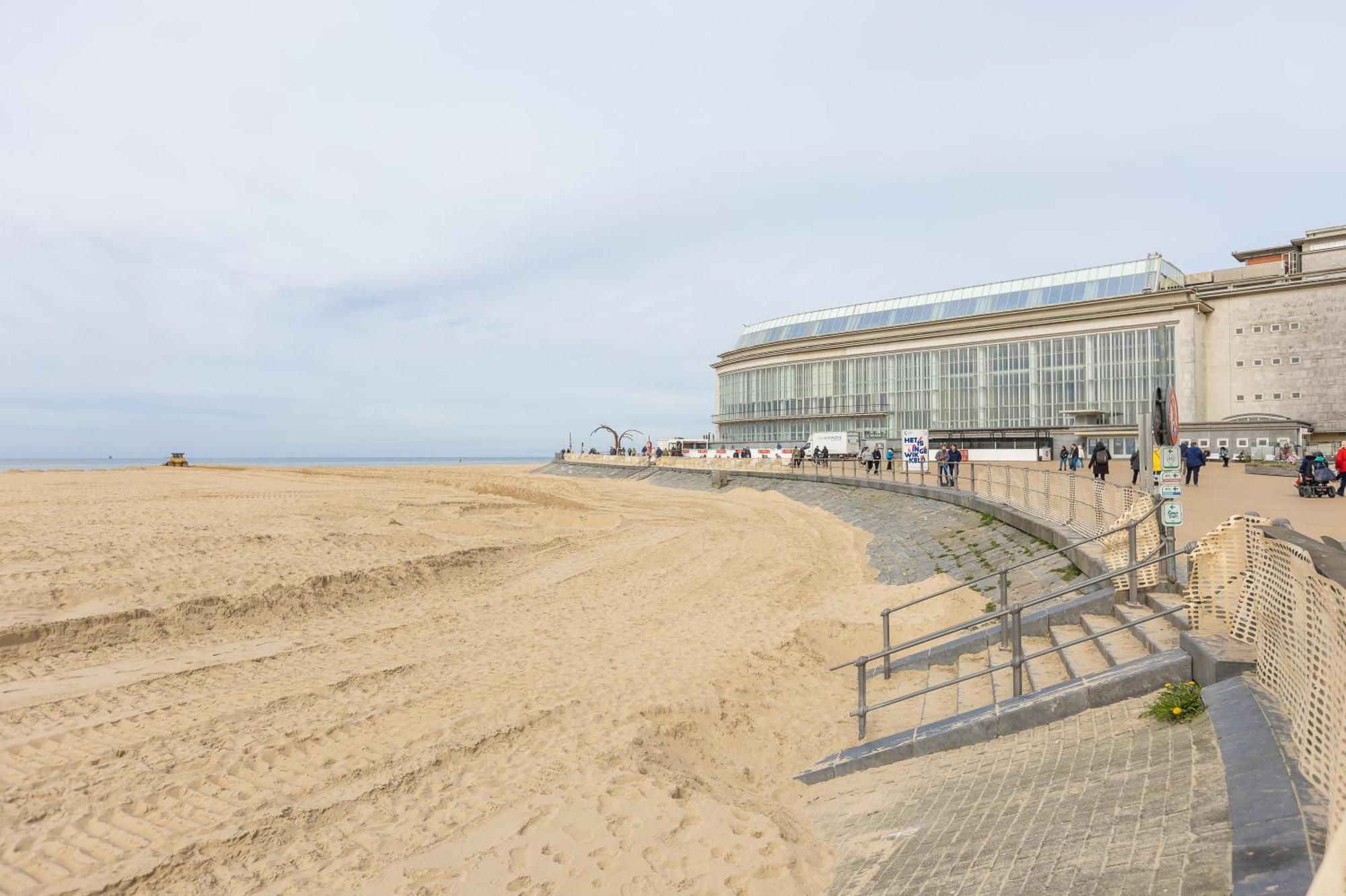 Ferienwohnung Miramar - Garage Available Ostende Exterior foto